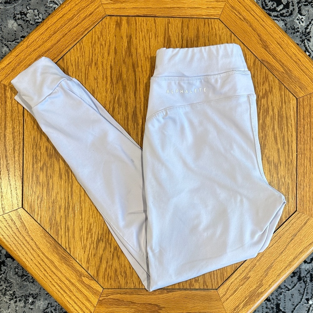 *ALPHALETE* Light Purple Leggings Size Small